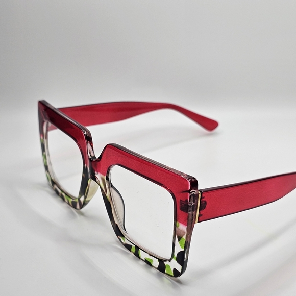 Easton (Reader) - Picture 6 of 6